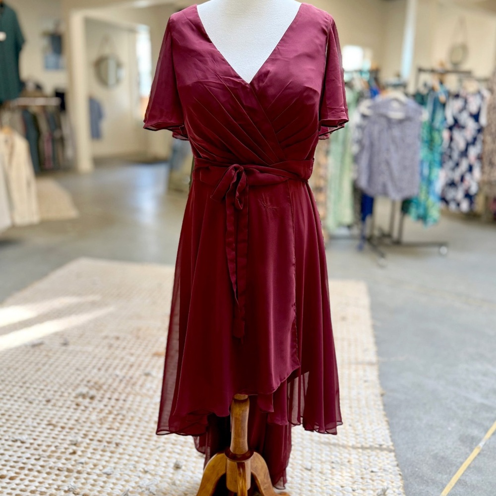 Chic Wine V-Neck High Low Dress